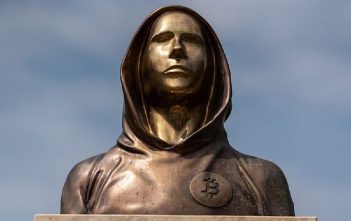Statue of Satoshi Nakamoto in small town Fornelli, Italy